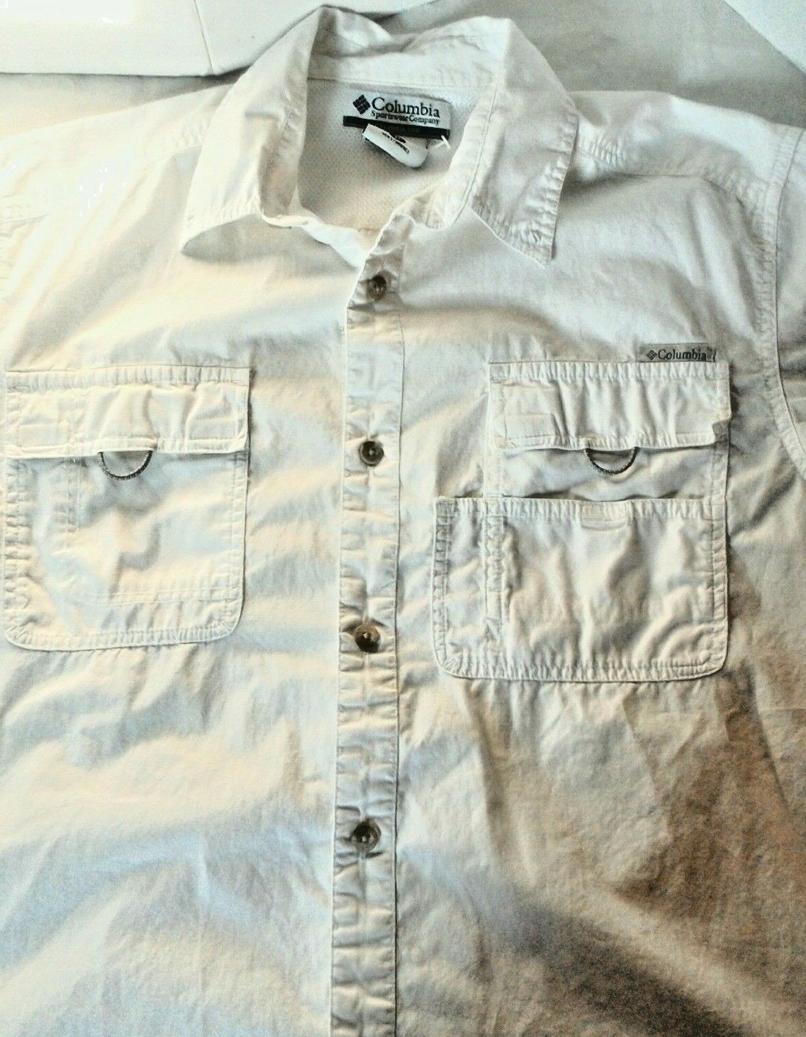 Columbia Sportswear White Short Sleeves Button Front Shirt Size Medium