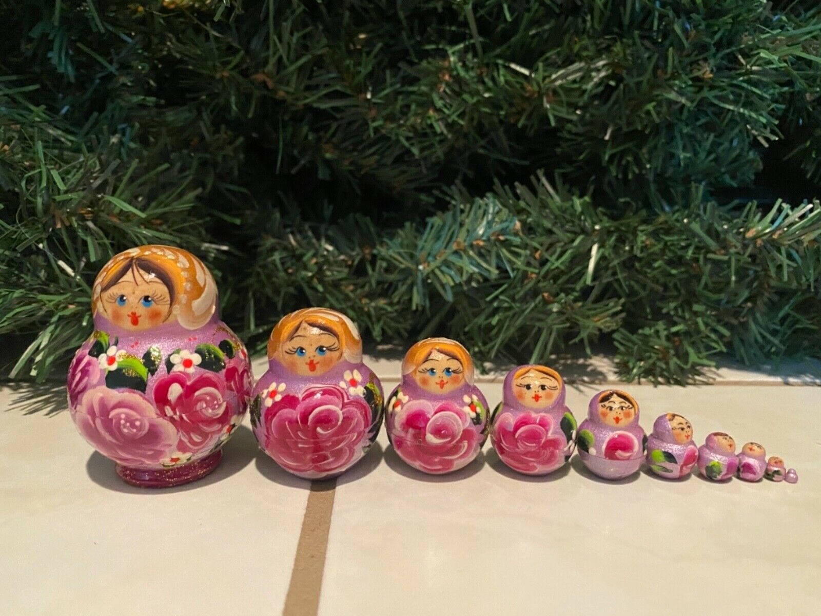 Russian Nesting Dolls Beautiful Girls! 10 Pieces Miniature Set