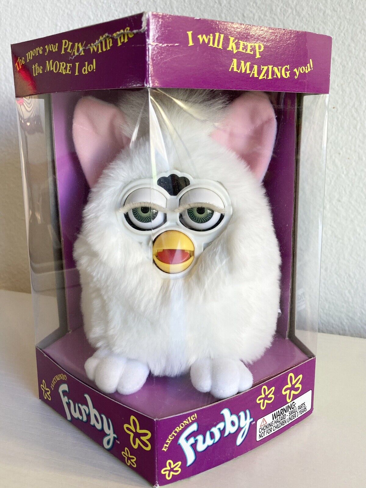 *Small Box Tear* Factory Sealed Not Tested White Furby With Green Eyes