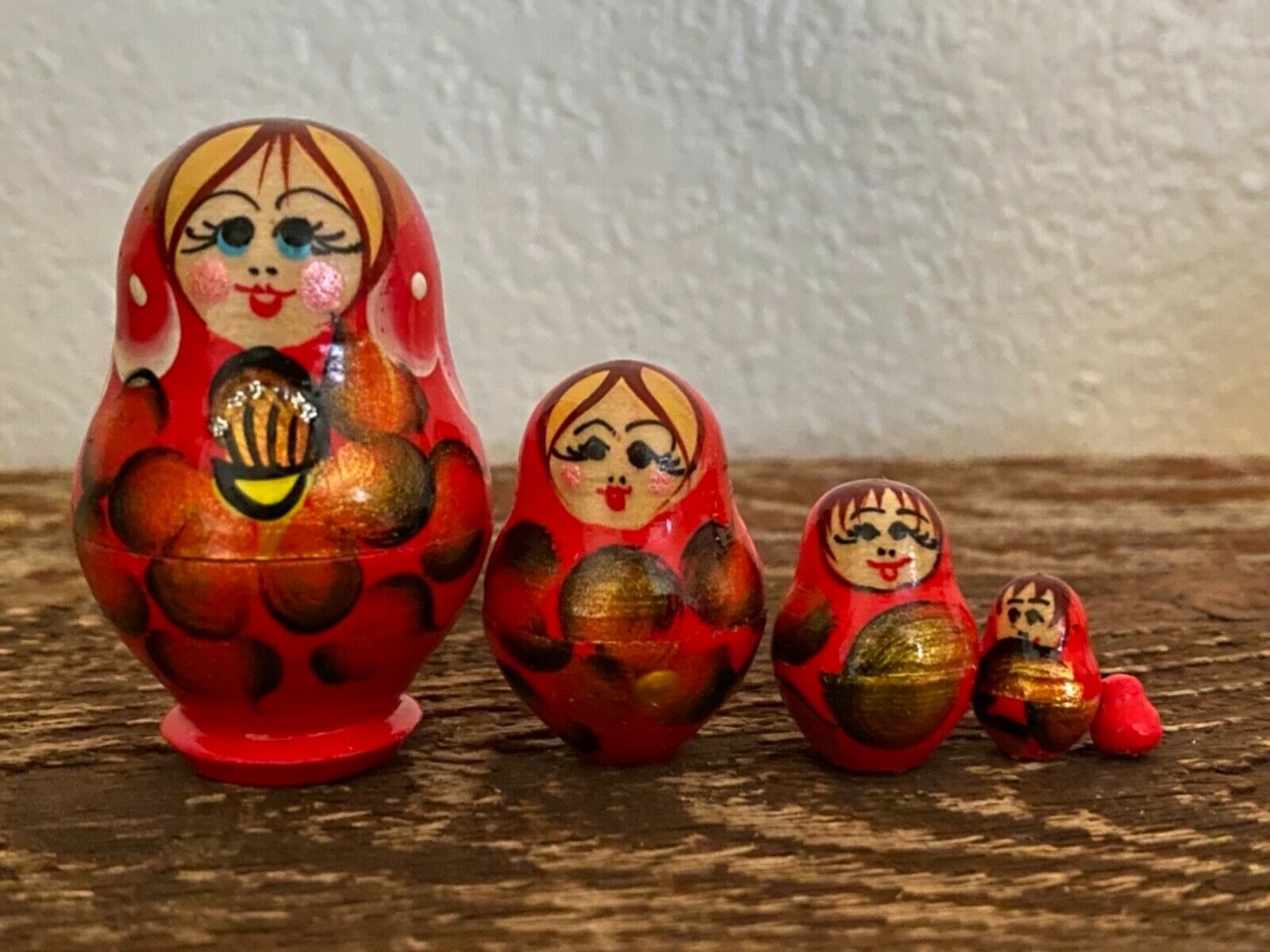Russian Nesting Dolls Beautiful Girls! Miniature Set 5 Pieces