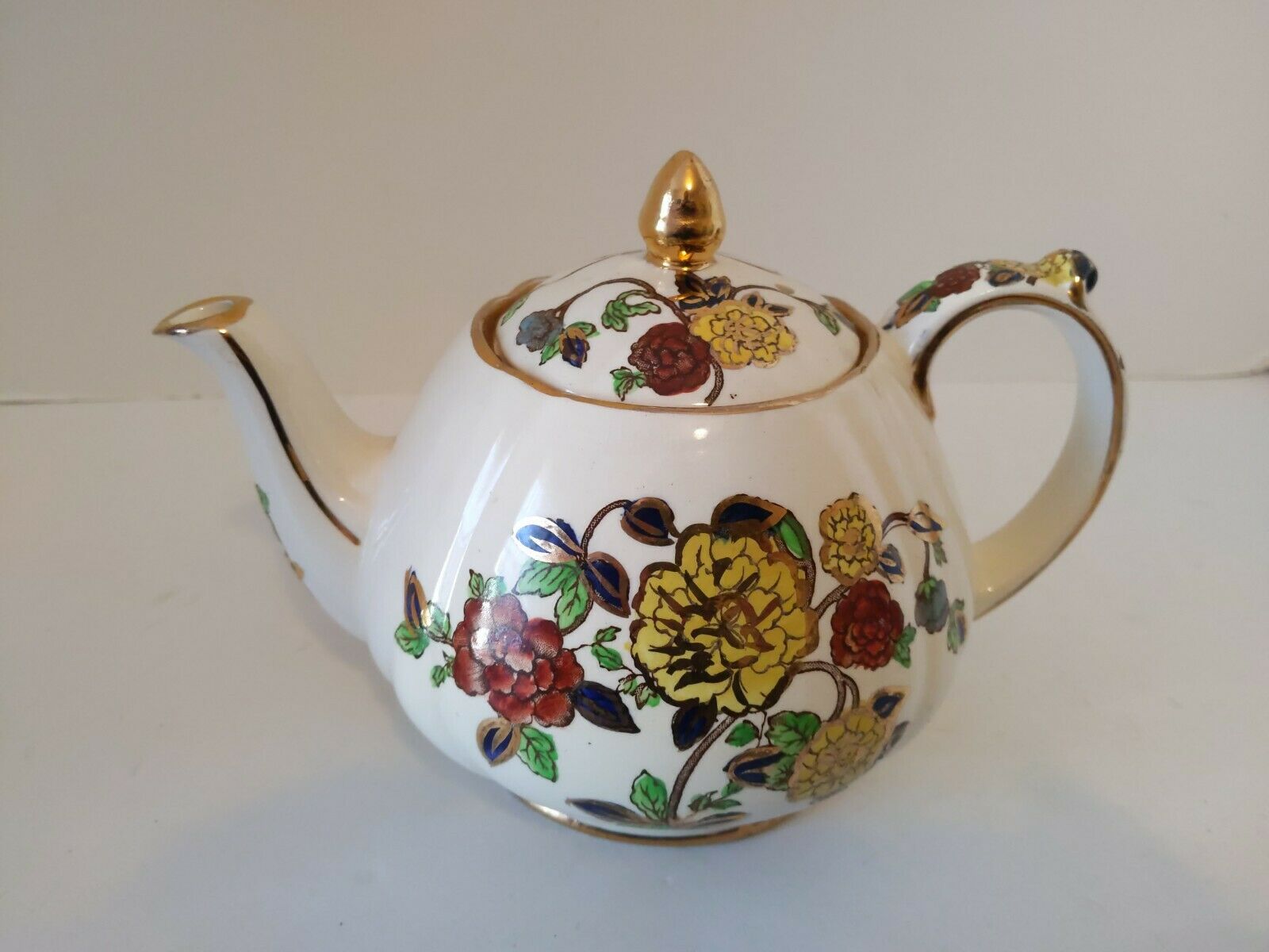 Vintage Sadler England Teapot With Yellow Red Flowers Gold Trim