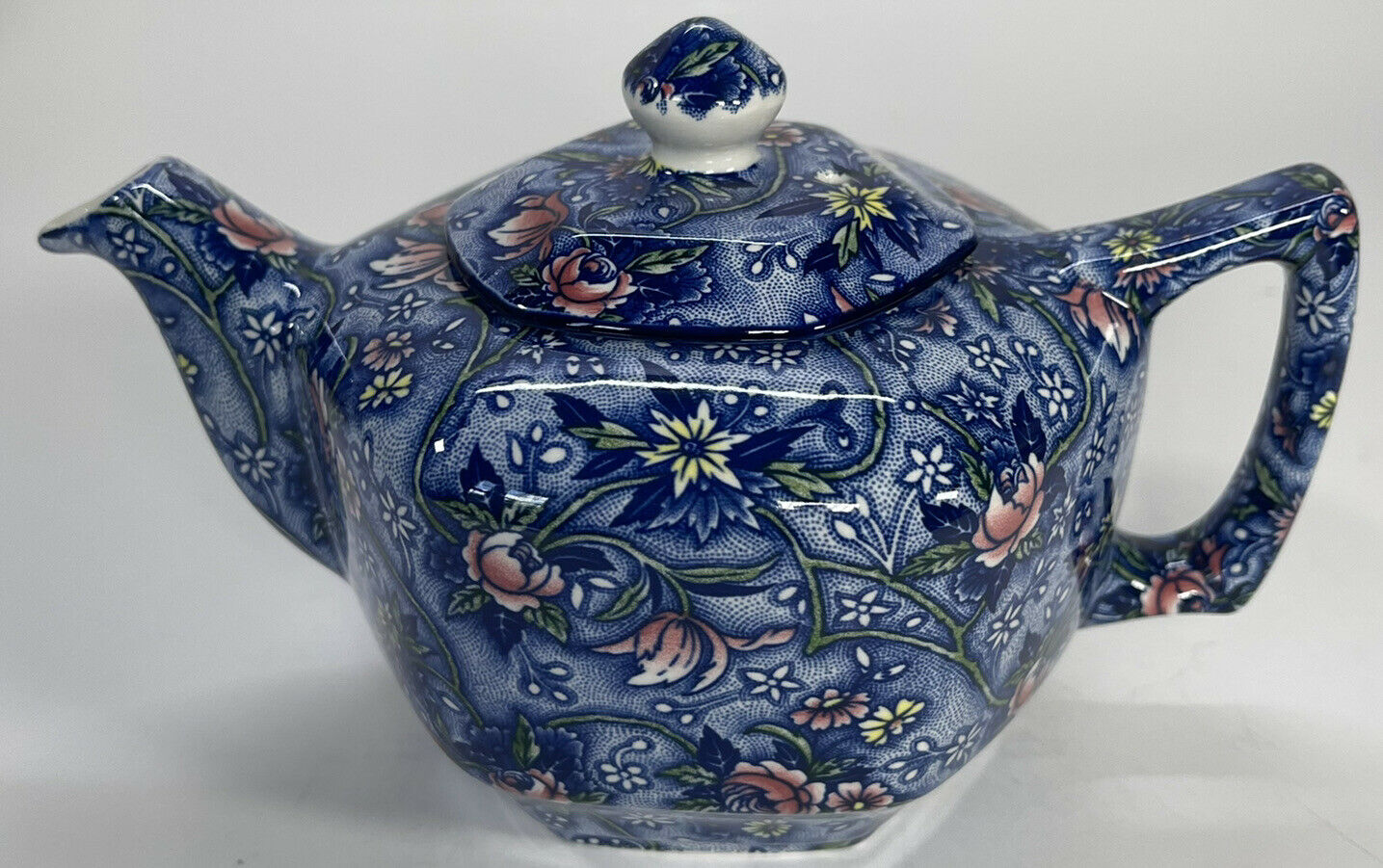 James Sadler & Sons Stokes-on-trent Teapot Blue Chintz Floral Small 20 Oz 4.5"