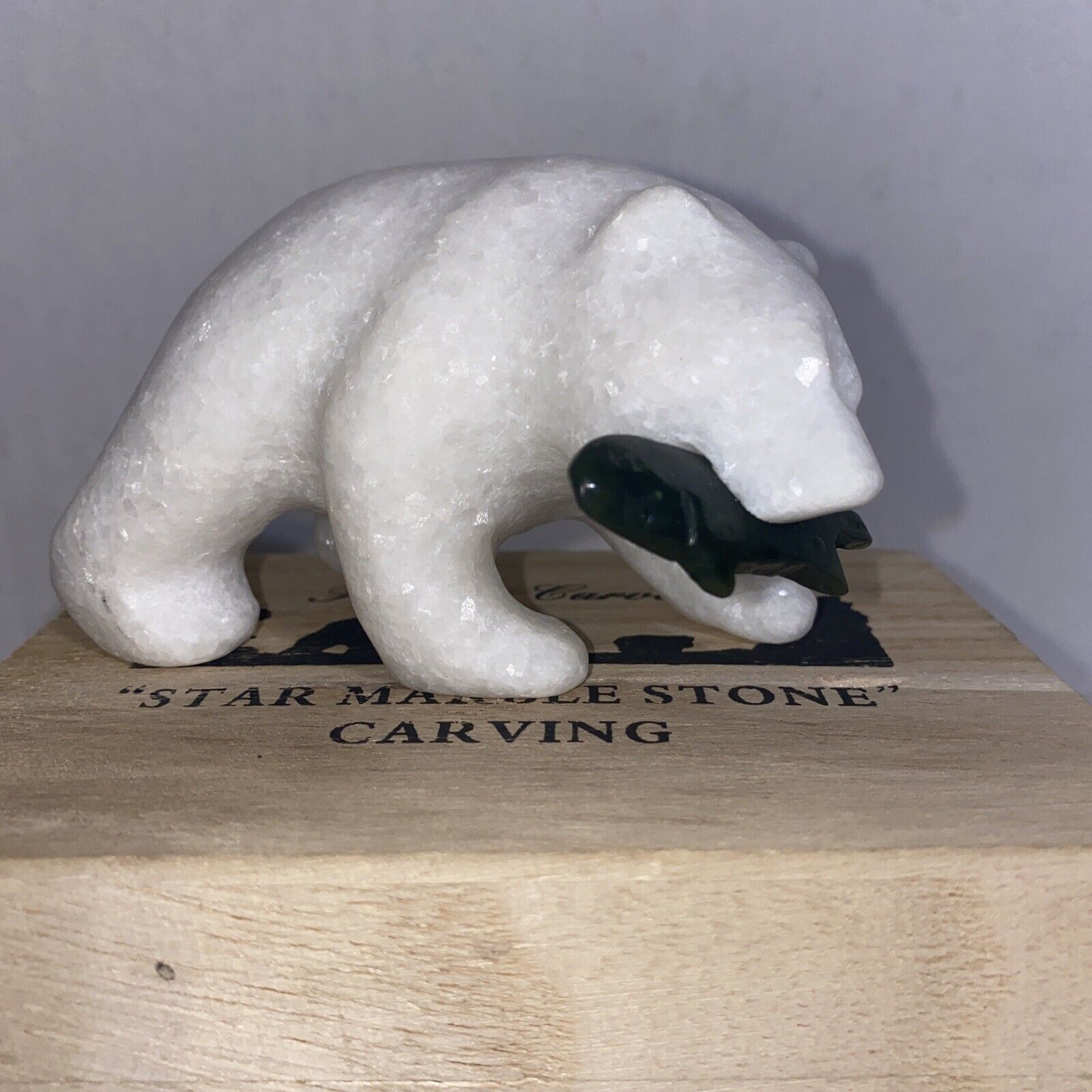 Cassiar Jade Hand Carved White Marble Polar Bear Figurine Fetish w/ Green Fish